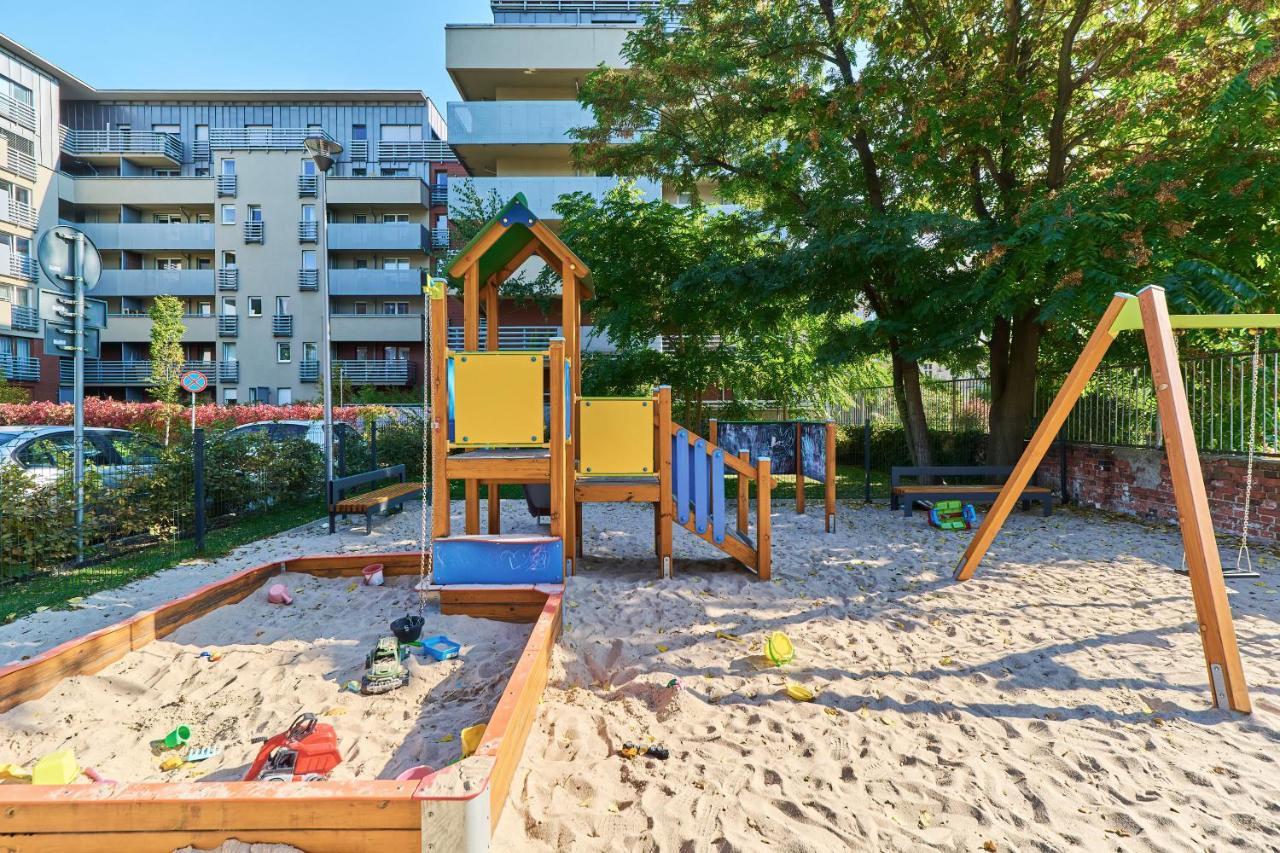 Nowa Teczowa Apartments Promenada Staromiejska By Noclegi Renters Breslavia Esterno foto