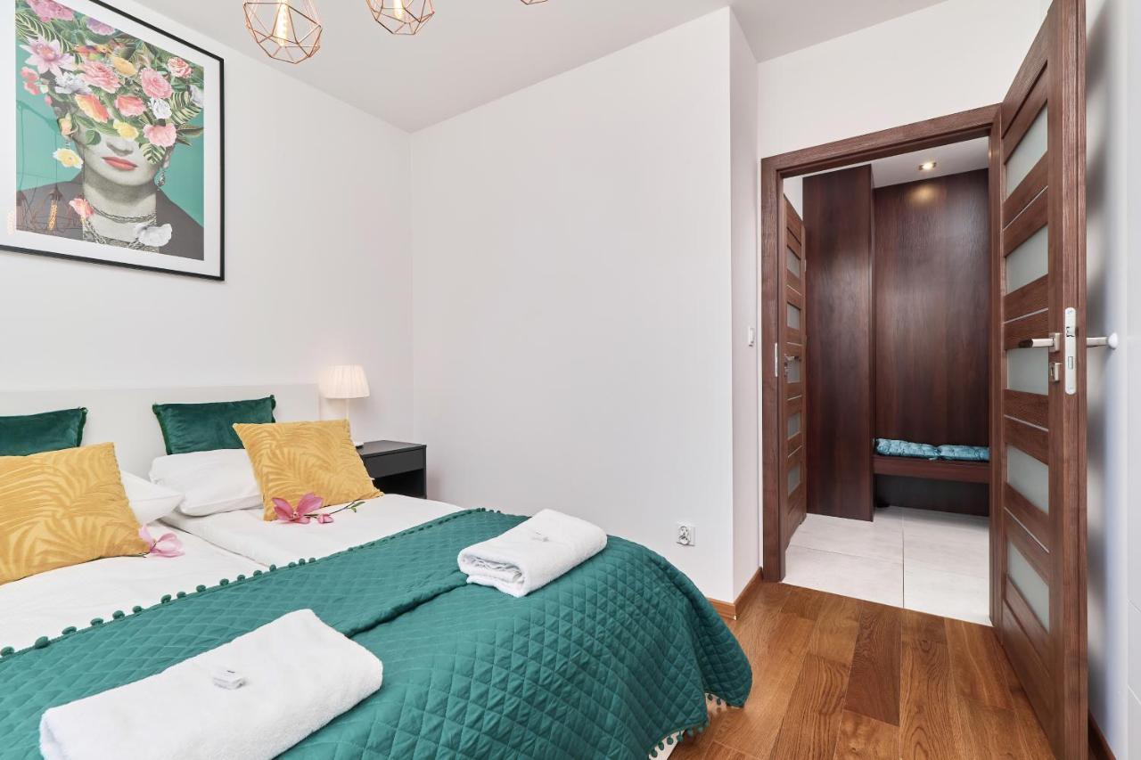 Nowa Teczowa Apartments Promenada Staromiejska By Noclegi Renters Breslavia Esterno foto